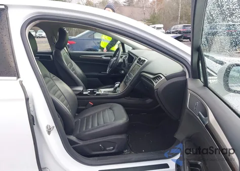 2016 Ford Fusion Se z USA, uszkodzony, nr VIN 3FA6P0T9XGR373739